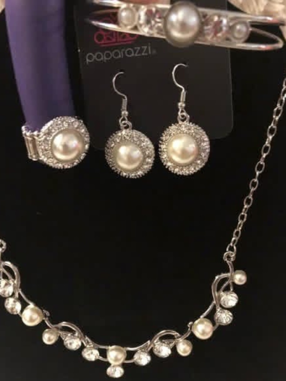 4 piece matching jewelry set crystals with pearls